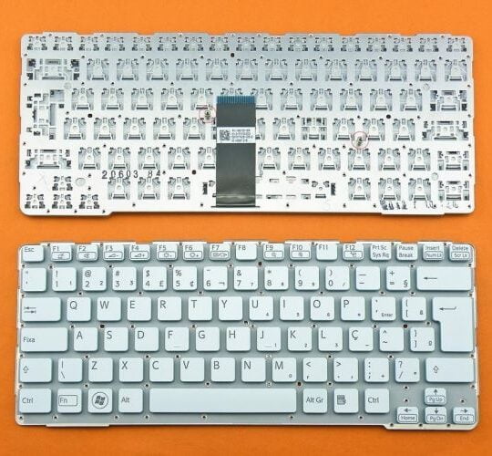 Ban-Phim-Laptop-Sony-Sve14-Mau-Trang