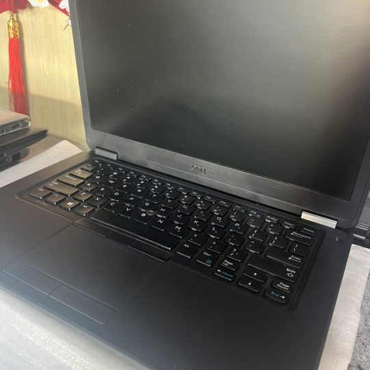 Laptop dell 7450